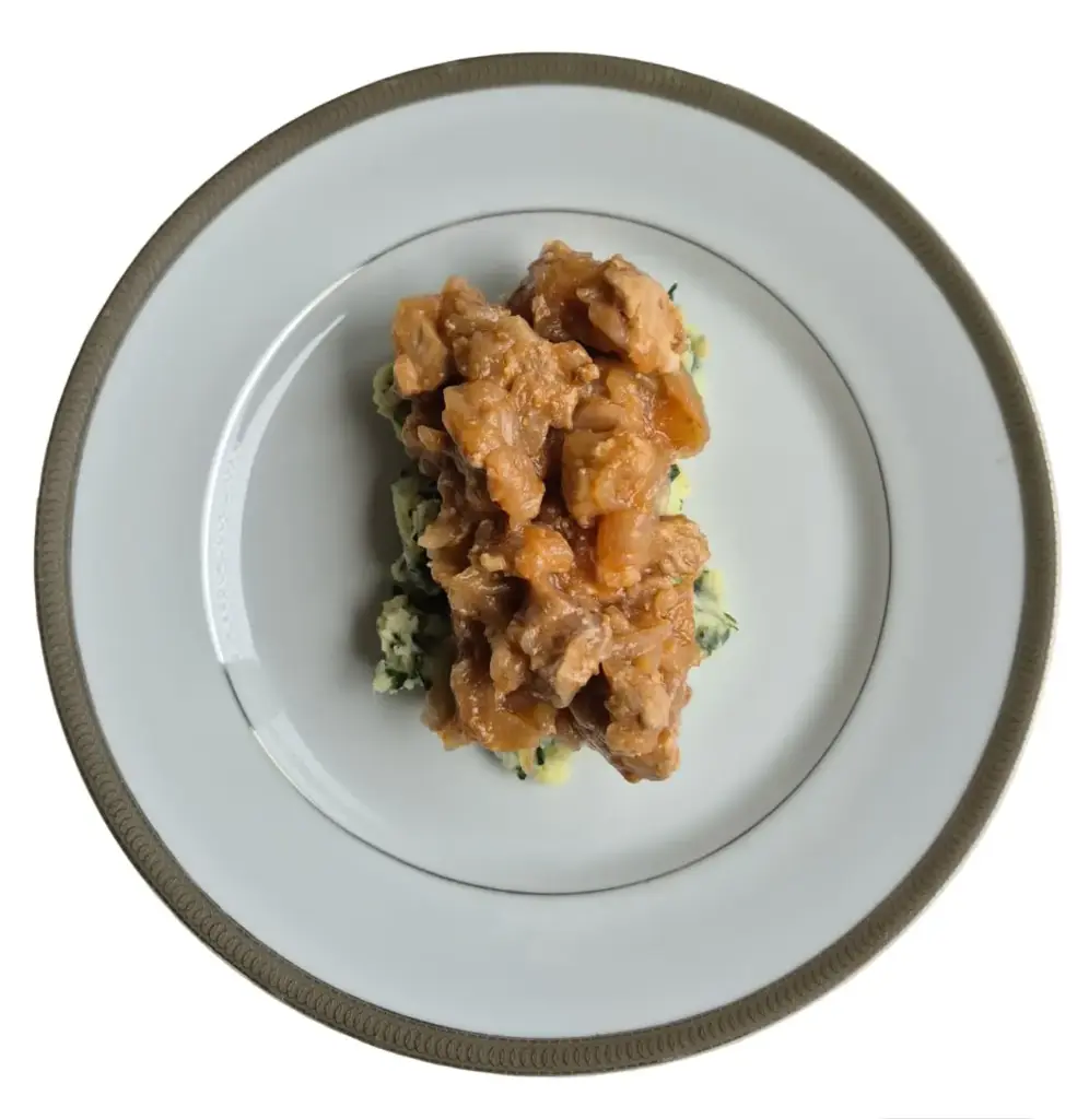 CERDO A LA BARBACOA CON PURE DE PAPA Y ESPINACA