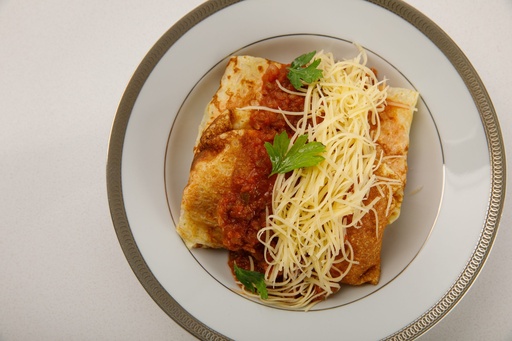 [C0021] CANELONES DE RICOTTA Y ESPINACA CON BOLOGNESA